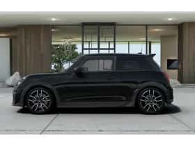 MINI Hatchback (2026) thumbnail 2