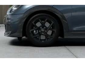 MINI Hatchback (2026) thumbnail 6