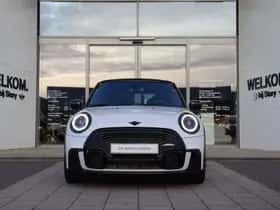MINI Hatchback (2023) thumbnail 3