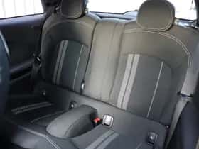 MINI Hatchback (2023) thumbnail 6