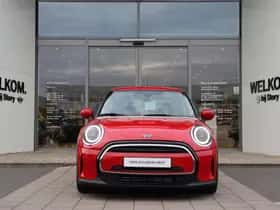 MINI Hatchback (2022) thumbnail 3