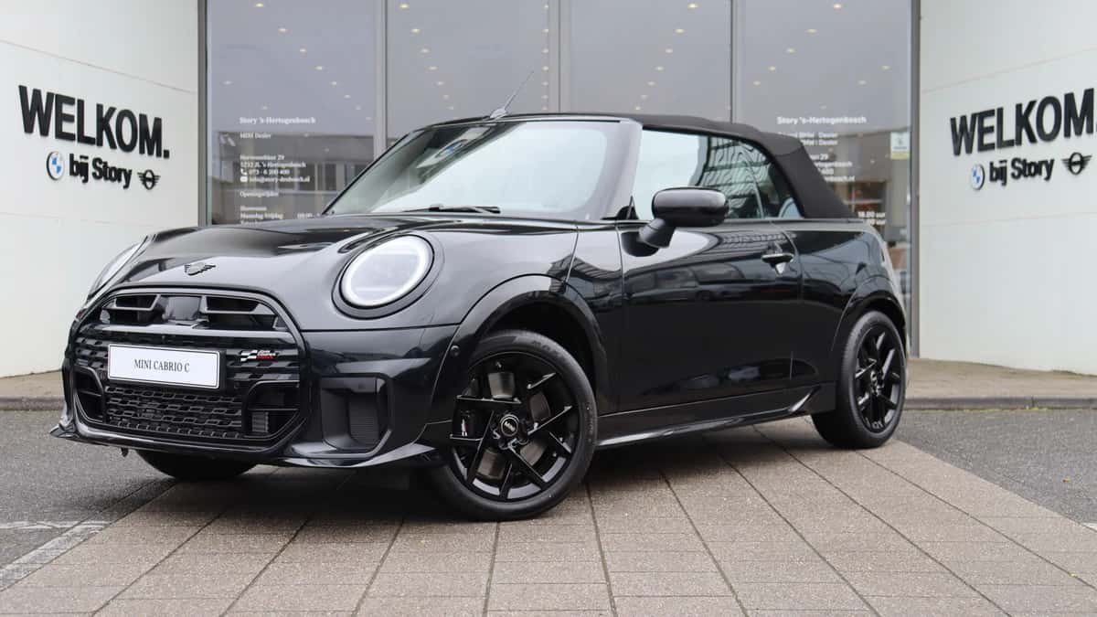 MINI Cabrio (2026) — foto 1