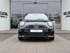 MINI Cabrio (2026) thumbnail 2