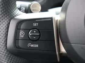 MINI Cabrio (2026) thumbnail 14