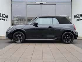 MINI Cabrio (2026) thumbnail 3