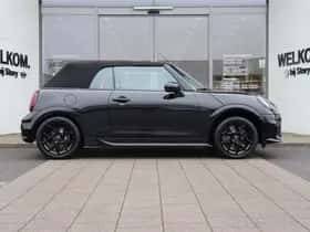 MINI Cabrio (2026) thumbnail 4