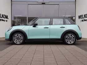MINI Cooper (2026) thumbnail 3