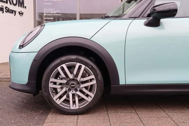 MINI Cooper (2026) thumbnail 5