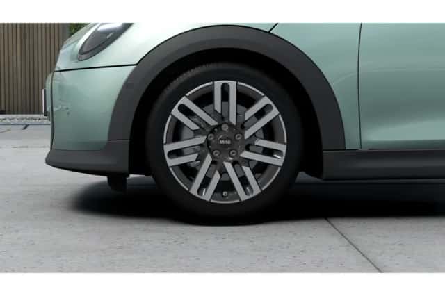 MINI Cabrio (2026) thumbnail 6