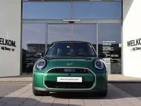 MINI Hatchback (2025) thumbnail 2