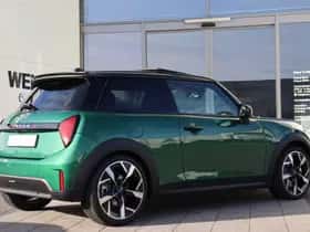 MINI Hatchback (2025) thumbnail 9