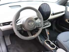 MINI Hatchback (2026) thumbnail 10