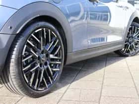 MINI Cabrio (2026) thumbnail 12