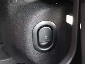 MINI Cabrio (2026) thumbnail 27