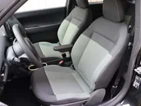 MINI Hatchback (2026) thumbnail 4