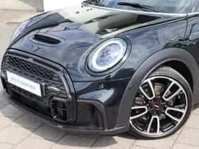 MINI Cabrio (2023) thumbnail 2