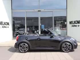 MINI Cabrio (2023) thumbnail 13