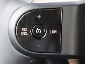 MINI Cabrio (2023) thumbnail 21