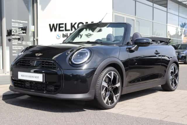 MINI Cabrio (2025) thumbnail 5