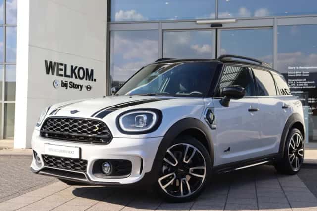 MINI Countryman (2023) thumbnail 1