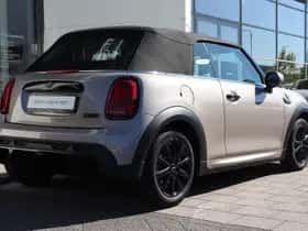 MINI Cabrio (2023) thumbnail 10
