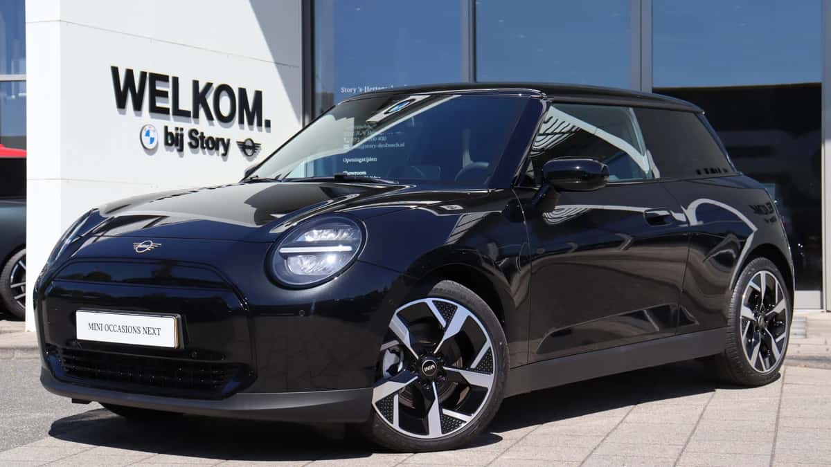 MINI Hatchback (2026) — foto 1