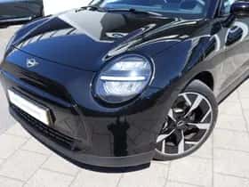 MINI Hatchback (2026) thumbnail 2