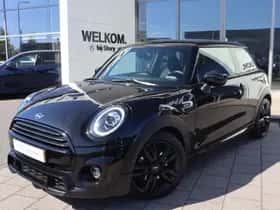 MINI Hatchback (2021) thumbnail 2