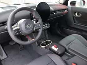 MINI Cabrio (2026) thumbnail 8