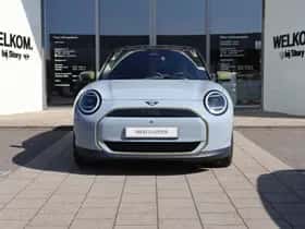 MINI Hatchback (2026) thumbnail 2