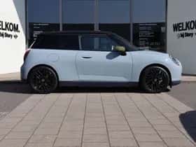 MINI Hatchback (2026) thumbnail 6