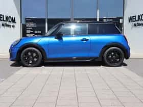 MINI Hatchback (2026) thumbnail 2