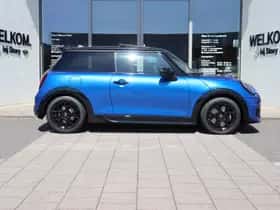 MINI Hatchback (2026) thumbnail 6