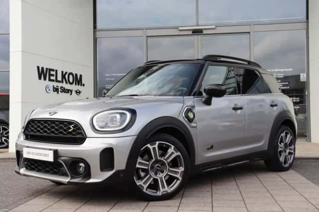 MINI Countryman (2023) thumbnail 1