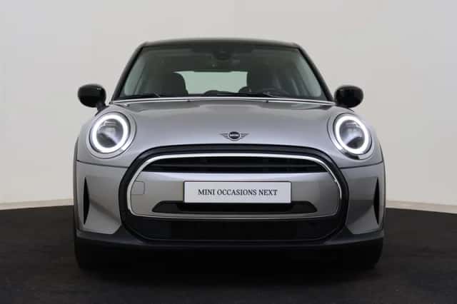 MINI Hatchback (2023) thumbnail 4