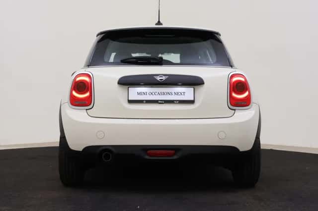MINI Hatchback (2021) thumbnail 5