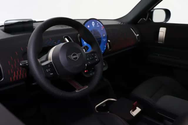 MINI Countryman (2026) thumbnail 3