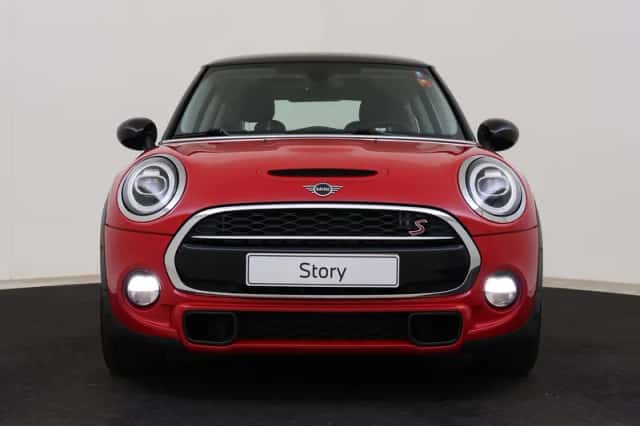 MINI Hatchback (2019) thumbnail 4
