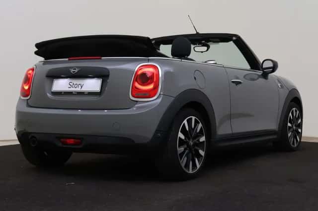 MINI Cabrio (2020) thumbnail 2
