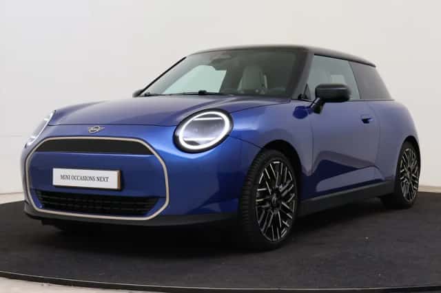 MINI Mini Electric (2024) thumbnail 1
