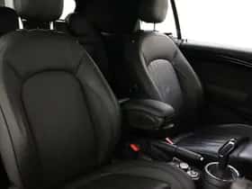 MINI Cabrio (2020) thumbnail 17