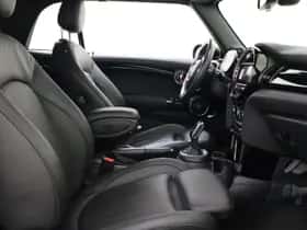 MINI Cabrio (2020) thumbnail 18