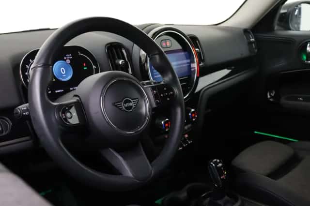 MINI Countryman (2022) thumbnail 3