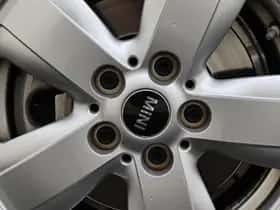 MINI Hatchback (2021) thumbnail 45