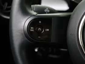 MINI Electric (2022) thumbnail 26