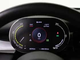 MINI Electric (2022) thumbnail 35