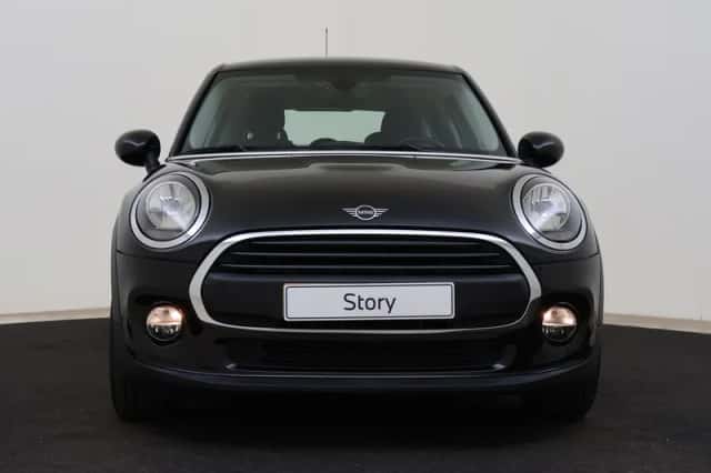 MINI Hatchback (2019) thumbnail 4