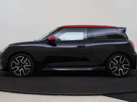 MINI Hatchback (2024) thumbnail 14