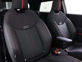 MINI Hatchback (2024) thumbnail 17