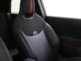 MINI Hatchback (2024) thumbnail 18